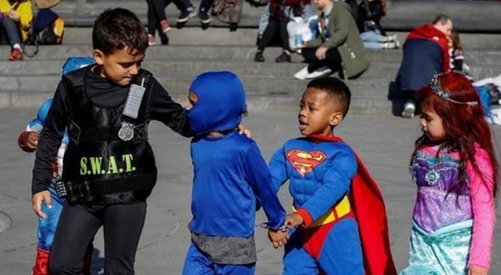 PARENTING: Sosok Pahlawan Super Ternyata Berdampak Buruk pada Anak-Anak