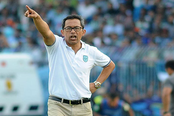 Hadapi Tekanan dari Persija, PSM Makassar Dapat Saran dari Pelatih Persela 