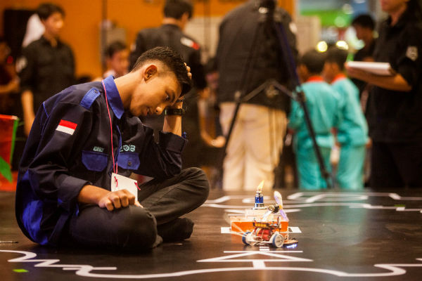 209 Tim Pelajar Jogja-Jateng Berlaga di Kontes Robot Taman Pintar