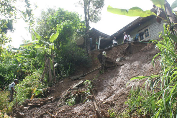 Hujan 2 Hari, Tanah Longsor Terjadi di 10 Titik Wilayah Kulonprogo