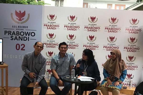 Tim Prabowo-Sandi: Pemerintah Tidak Proaktif terhadap Taksi dan Ojek Online