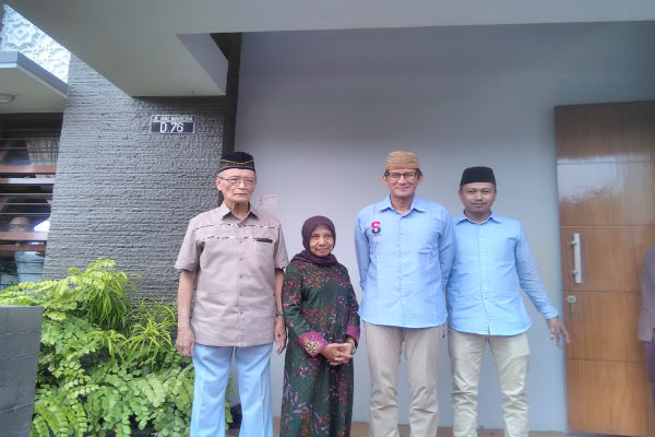 Sandi Kunjungi Buya Syafii Meminta Nasihat