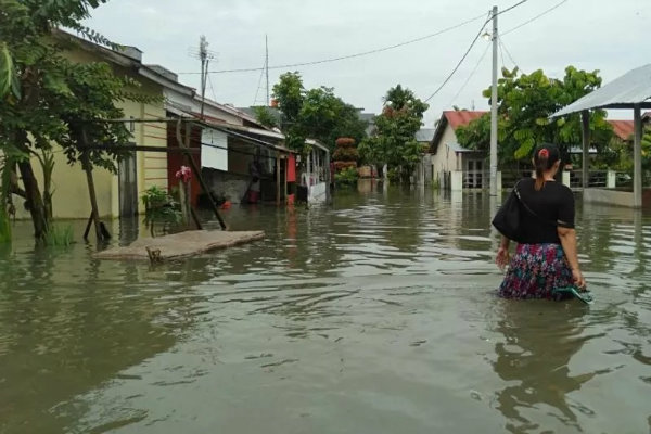 Aktivitas Sekolah di Kampar, Riau Lumpuh karena Banjir