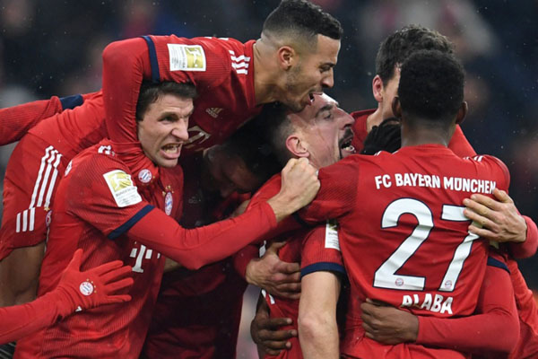 BUNDESLIGA PEKAN 16: Bayern Pangkas Jarak dengan Dortmund