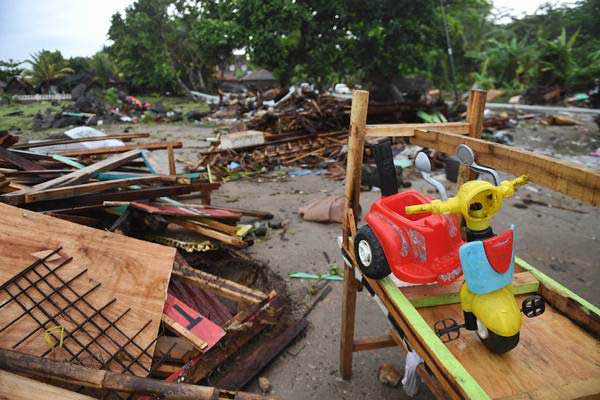Senin Siang, Korban Meninggal Tsunami Selat Sunda Mencapai 334 Orang