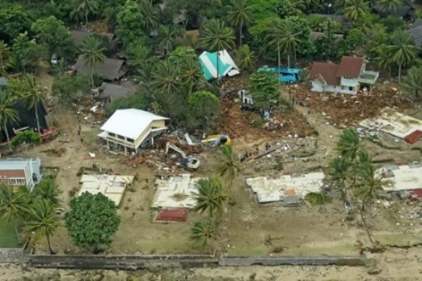 Korban Meninggal Dunia Akibat Tsunami Selat Sunda Bertambah Menjadi 373 Orang 
