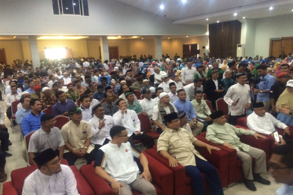 Tak Merangkul, Prabowo Diklaim Didukung Kelompok Muslim