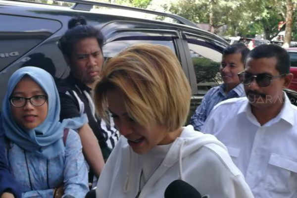 Wow, Nikita Mirzani Akui Tarifnya Jauh Lebih Murah dari Vanessa Angel