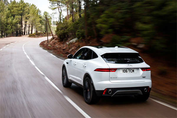 Permintaan Jaguar Land Rover Terus Melemah