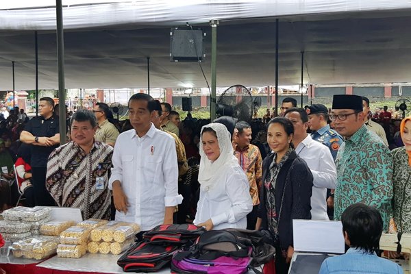 Jokowi Tak Terima Ma'ruf Amin Dibilang Lebih Banyak Diam Saat Debat Perdana