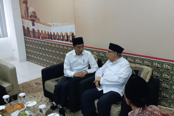 Kunjungi Pesantren, Ini yang Dibicarakan Presiden Jokowi pada Quraish Shihab
