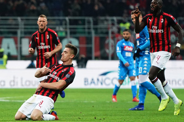 Piatek Cetak Dua Gol, Milan Kalahkan Napoli di Coppa Italia