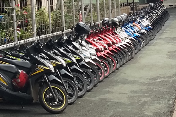 Super Rapi, Satpam di SMA N 4 Tangerang Selatan Ini Bariskan Sepeda