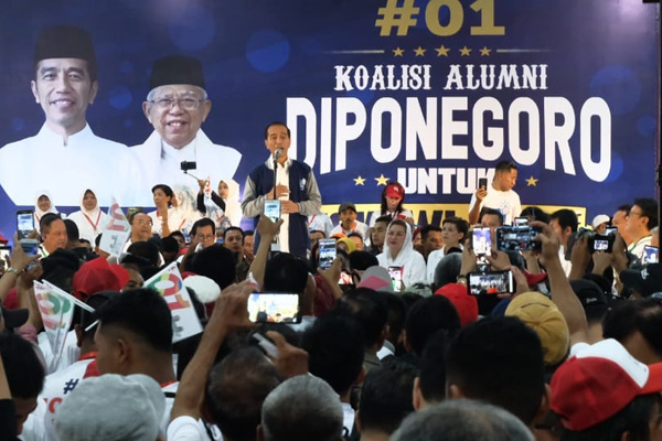 Jokowi Minta Pendukungnya Jangan Mau Dibohongi Pakai Pesimisme