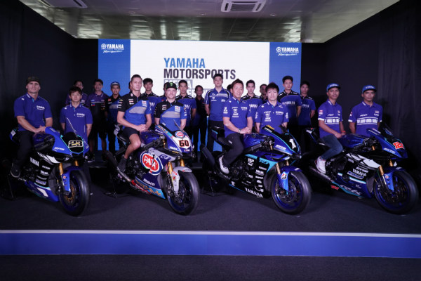 Pembalap Muda YRI Diperkenalkan Bersama Para Rider Top Dunia