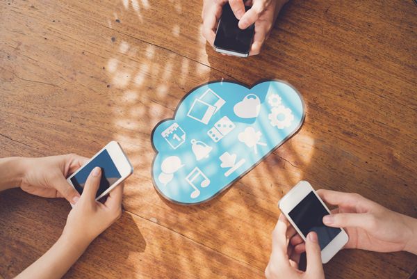 Jaga Kesehatan Mental saat Bermain Media Sosial, Ini Kiat untuk Anda