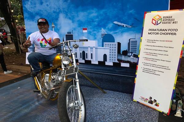 DEBAT CAPRES: Jokowi Pamer Motor Chopper Kuning