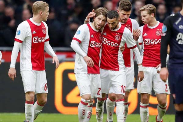 Hasil Liga Belanda: Ajax Terus Dekati PSV