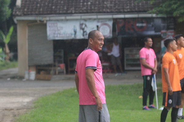 Suwandi HS Gantikan Seto Saat PSS Sleman Jamu Borneo FC