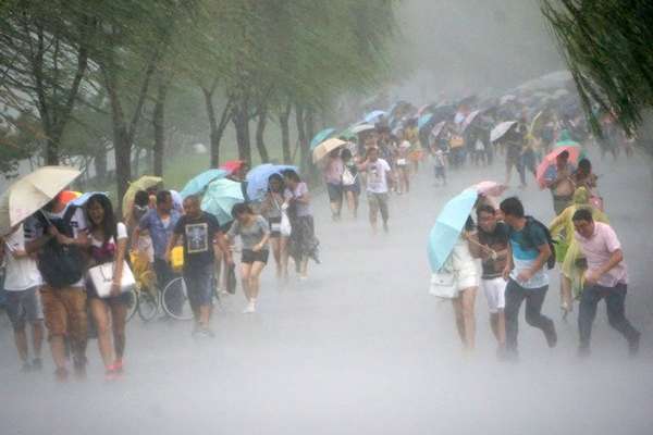 3 Hari ke Depan, Jogja Berpotensi Hujan Lebat Disertai Petir dan Angin Kencang