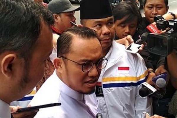 Dahnil Pertanyakan Pertemuan Tertutup Jokowi dengan Bos Freeport. Apakah Etis?