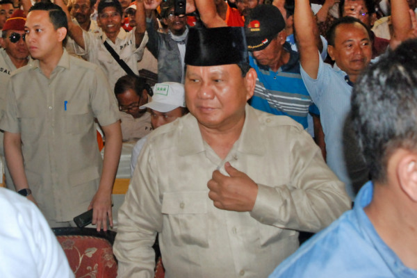 Prabowo: Akan Ada Bagi-Bagi Sembako Pakai Uang Rakyat Jelang 17 April 2019