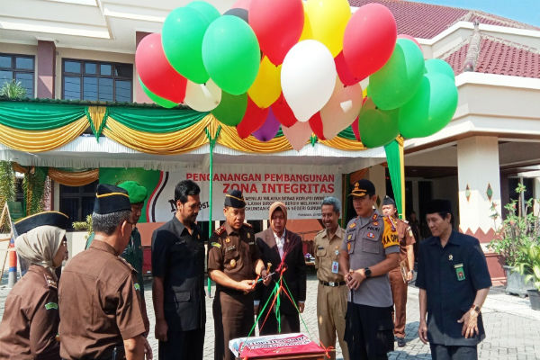 Kejari Gunungkidul Deklarasikan Zona Integritas Bebas KKN dan Pungli