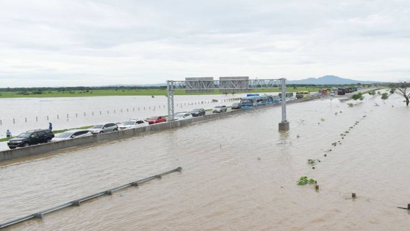 Banjir Surut, Tol Ngawi-Kertosono Km 603 Sudah Dibuka Kembali