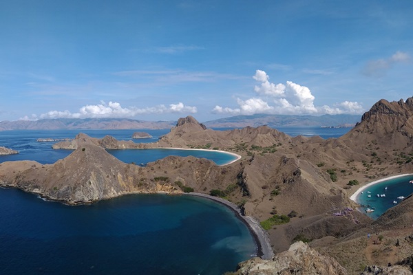 Mencicipi Pengalaman Menikmati Indahnya Nusa Tenggara Timur