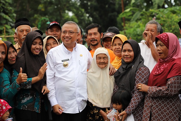 Bupati Bantul Sambangi Warga Sembari Mengecek Pembangunan di Dlingo