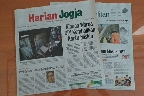 HARIAN JOGJA HARI INI : Ribuan Warga DIY Kembalikan Kartu Miskin
