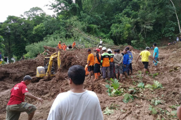 Tim Rescue ACT DIY Terjunkan Tiga Ekskavator untuk Evakuasi Korban Longsor di Bantul