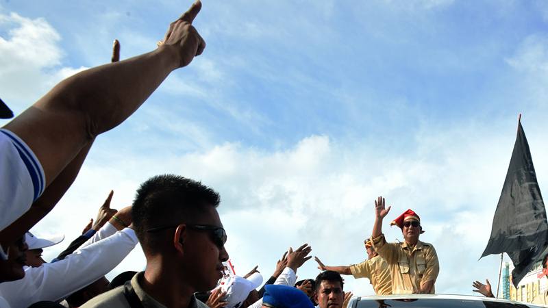 TKN Pertanyakan Bendera HTI yang Berkibar di Kampanye Prabowo