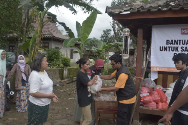 ACT DIY Salurkan Bantuan Sembako untuk Korban Banjir di Bantul