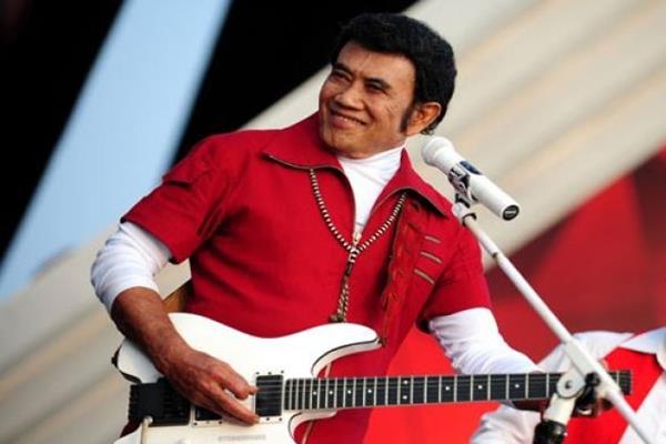 Wow, Rhoma Irama Doakan dan Buat Lagu untuk Ani Yudhoyono