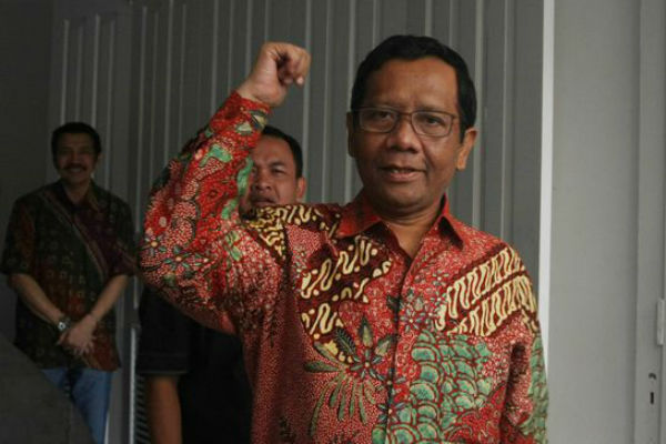 Mahfud MD Minta Polisi Jangan Mundur Menindak Penyebar Hoaks