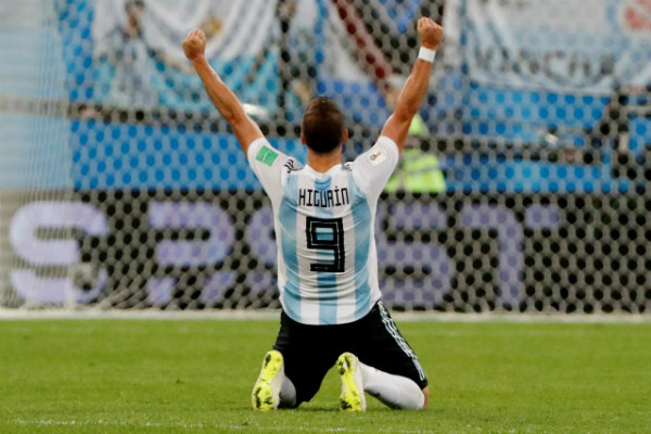 Gonzalo Higuain: Akhir Perjalanan Striker Ulung Penghalang Kejayaan Messi 