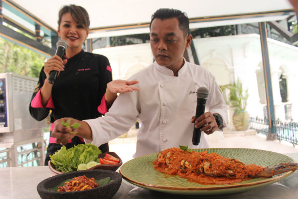  Farah Quinn Meriahkan Chef's Moment Royal Ambarrukmo