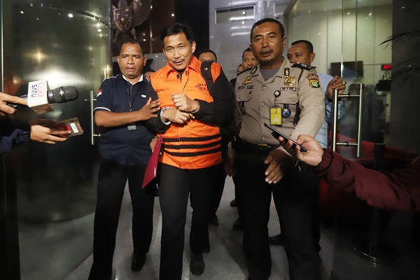 Ini Penjelasan KPK Soal Cap Jempol di Amplop Serangan Fajar Bowo Sidik…