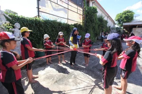 Olifant Latih Kemandirian Siswa dengan Camping