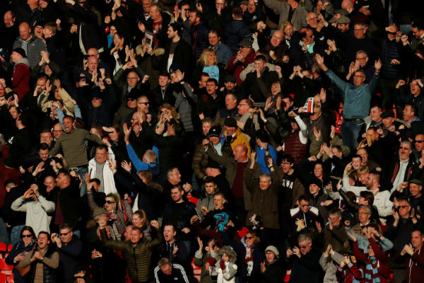 Fan Rasis West Ham Dilarang Masuk Stadion Seumur Hidup