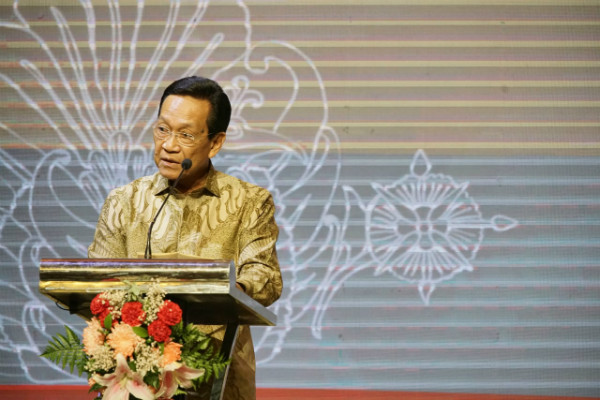 Sultan Akan Gunakan Hak Pilihnya di TPS 15, Petugas Berpakaian Adat Jawa