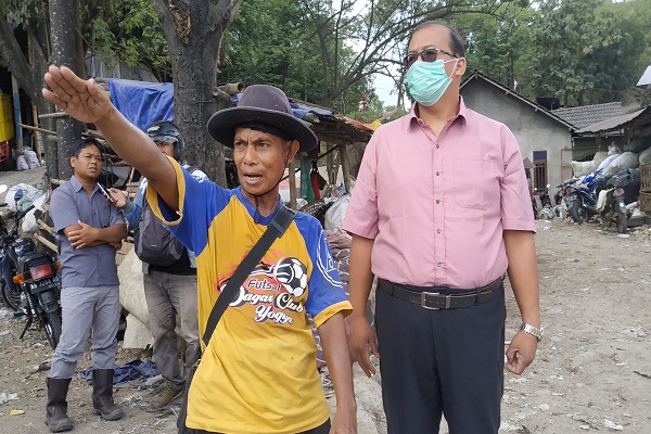 Sidak di TPST Piyungan, Ketua DPRD DIY Akan Bantu Warga Penuhi Tuntutan