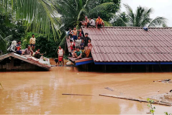 Luapan Cisadane Rendam 4 Kecamatan di Kota Tangerang