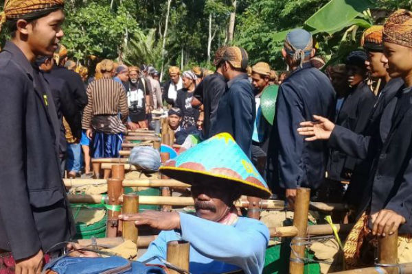  Komunitas Adat Banakeling di Banyumas Mulai Puasa Selasa Pahing, Lebaran Kamis Pahing