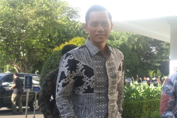 AHY Mengaku Datang ke Istana Negara karena Diundang Presiden Jokowi