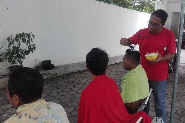 Caleg yang Didukung Menang, Puluhan Warga di Kulonprogo Cukur Gundul