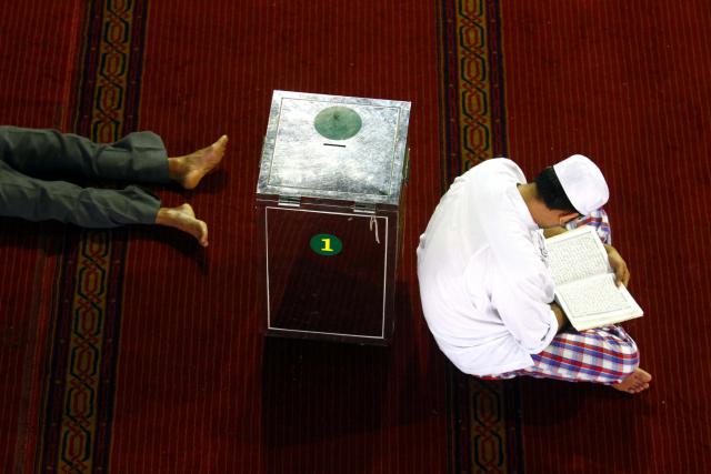 Implementasikan Pendidikan Karakter, Ribuan Pelajar Khatamkan Al-Quran