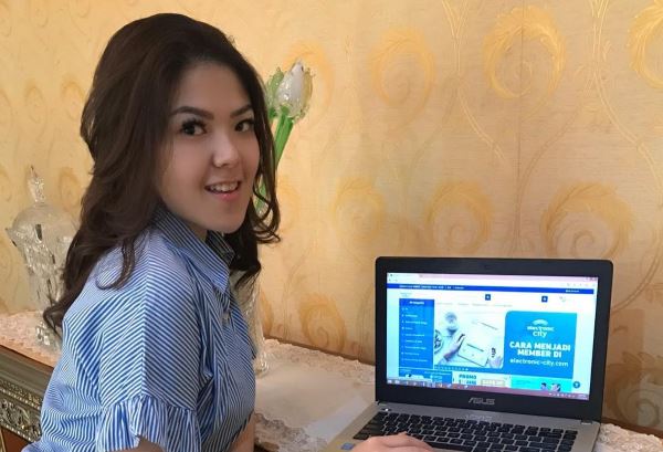 Tina Toon Lolos Jadi Anggota DPRD DKI Jakarta