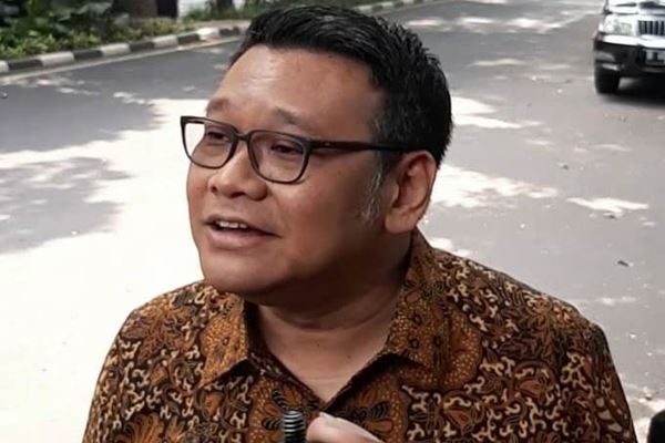DPR Tanyakan Alasan Garuda Indonesia Belum Turunkan Harga Tiket